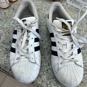 Adidas superstar